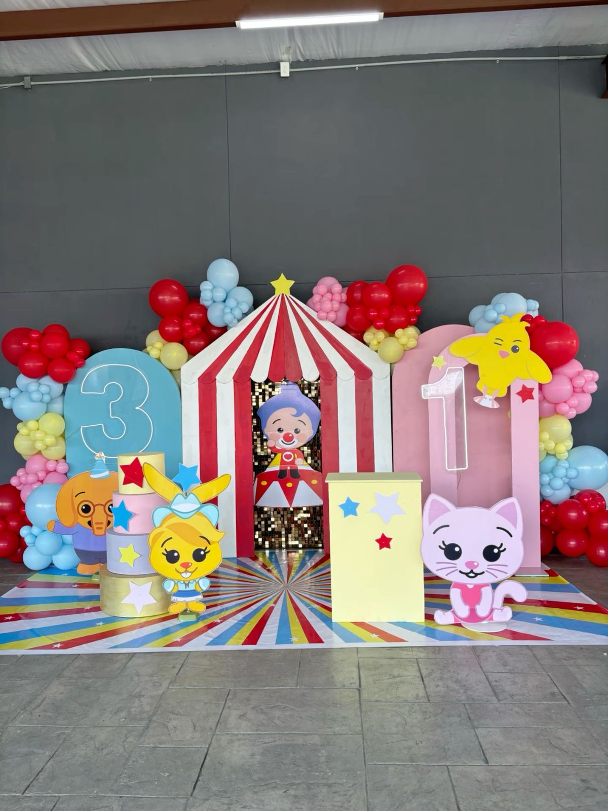 A Splash of Circus Decorate with Flair