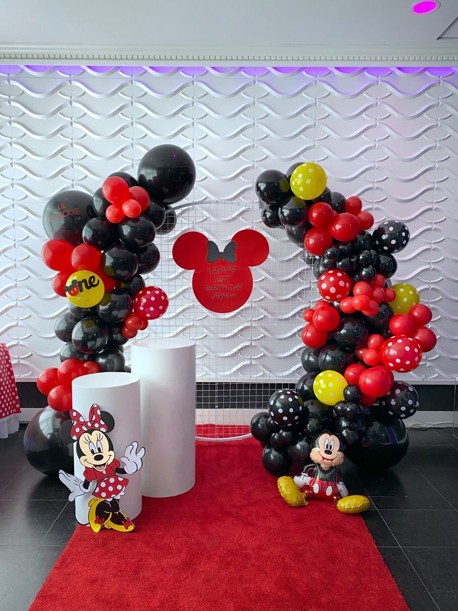 Dive Into The Enchantment Of Minnie Decor