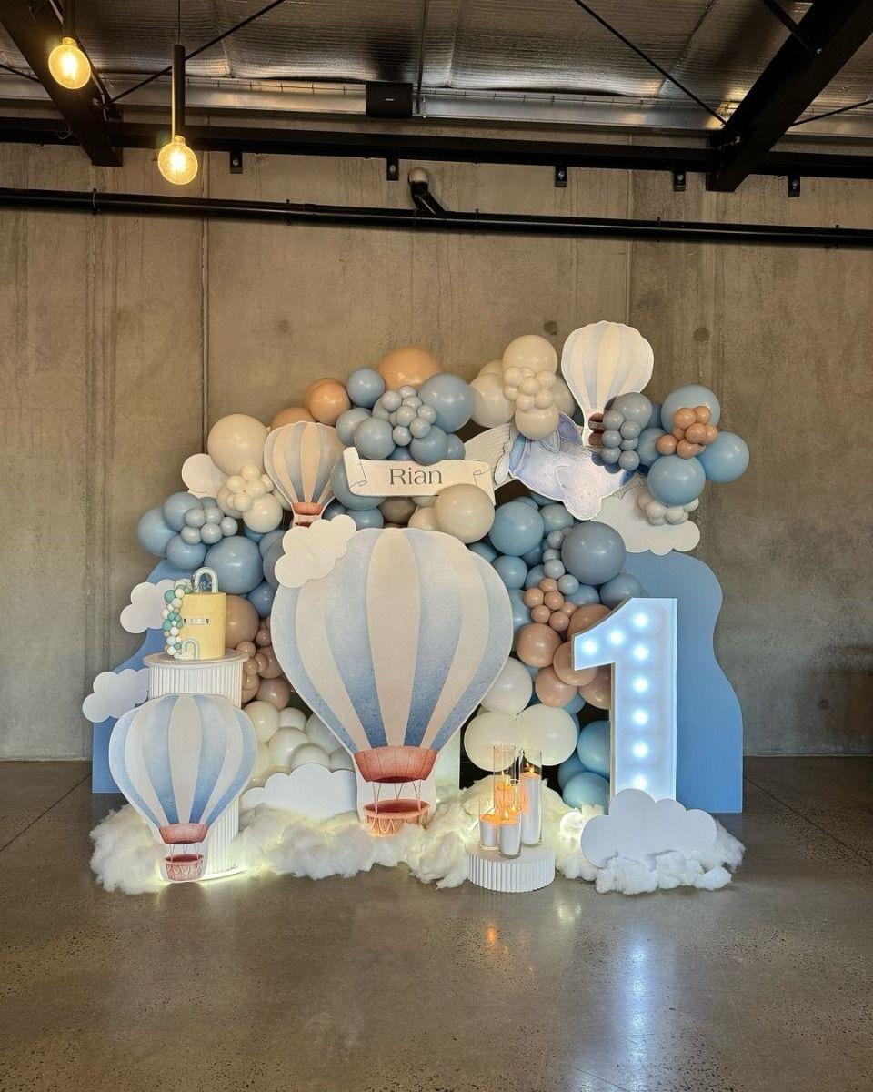 Take Your Party to New Heights With This Hot Air Balloon Theme