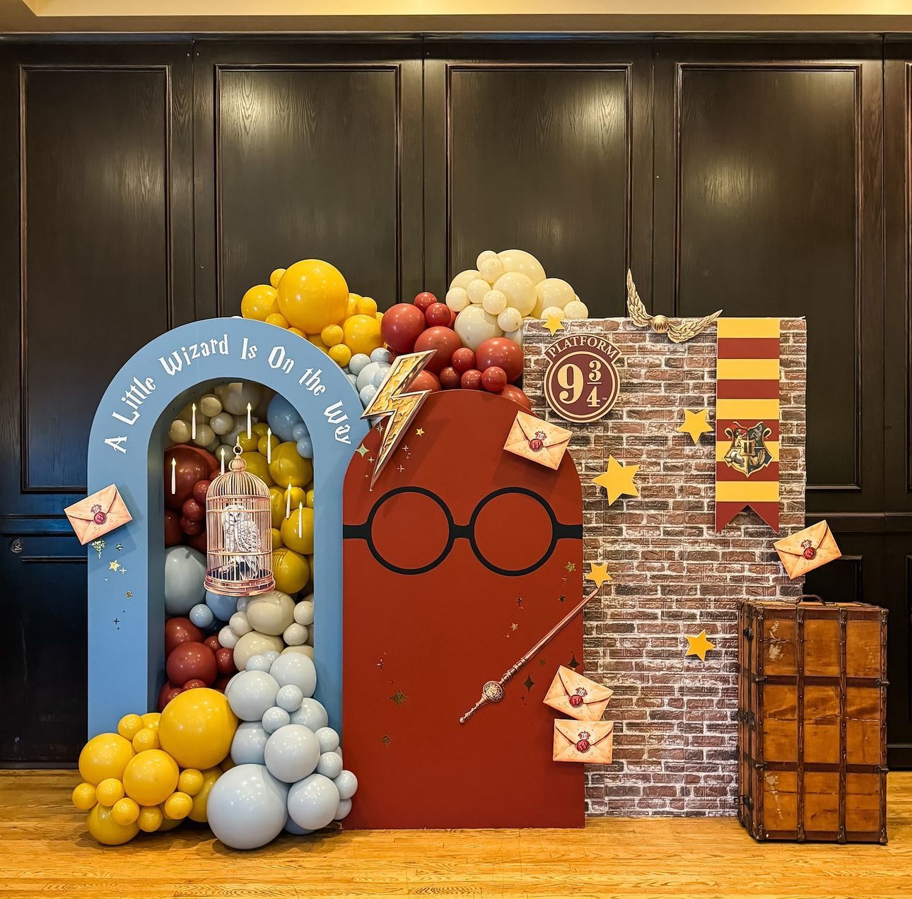 Simple Harry Potter Theme Decor