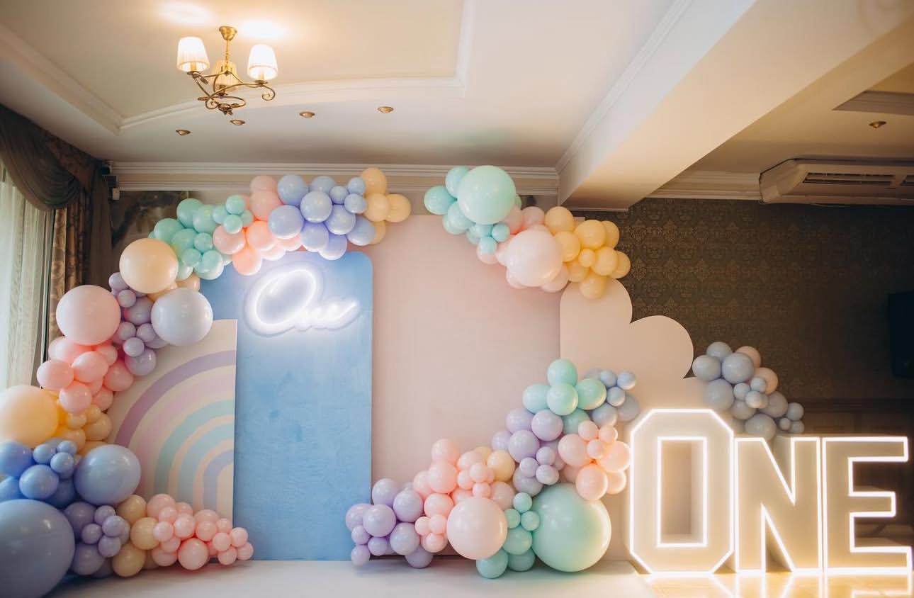 Your Baby’s First Party – Our Balloon Styling Expertise